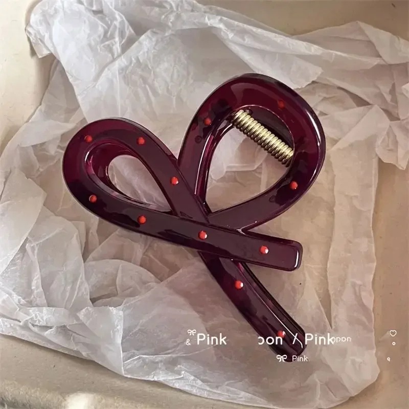 Ribbon Bow Gift - กิ๊บติดผมรูปโบว์ลายจุดสีแดงสไตล์วินเทจสำหรับผู้หญิง 2 ชิ้น กิ๊บหนีบผมรูปกรงปู ดีไซน์หรูหรา ของขวัญสำหรับสาวๆ
