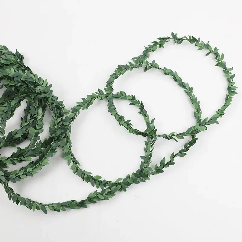 7 เมตรลวดเหล็กสีเขียว Leaf Vin - Christmas Wreath Fake บทวิจารณ์และราคา